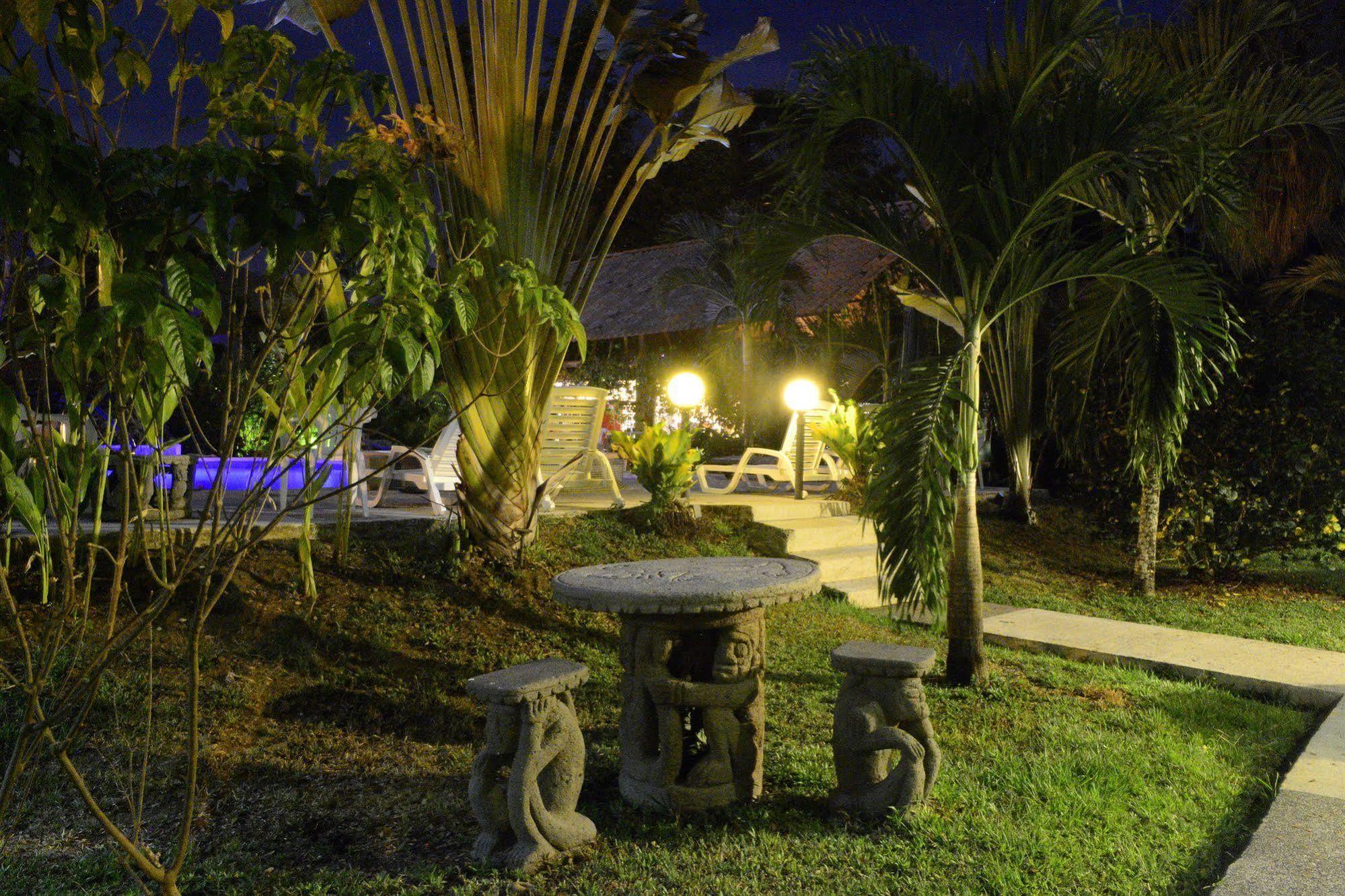 Villa Creole Jacó Esterno foto